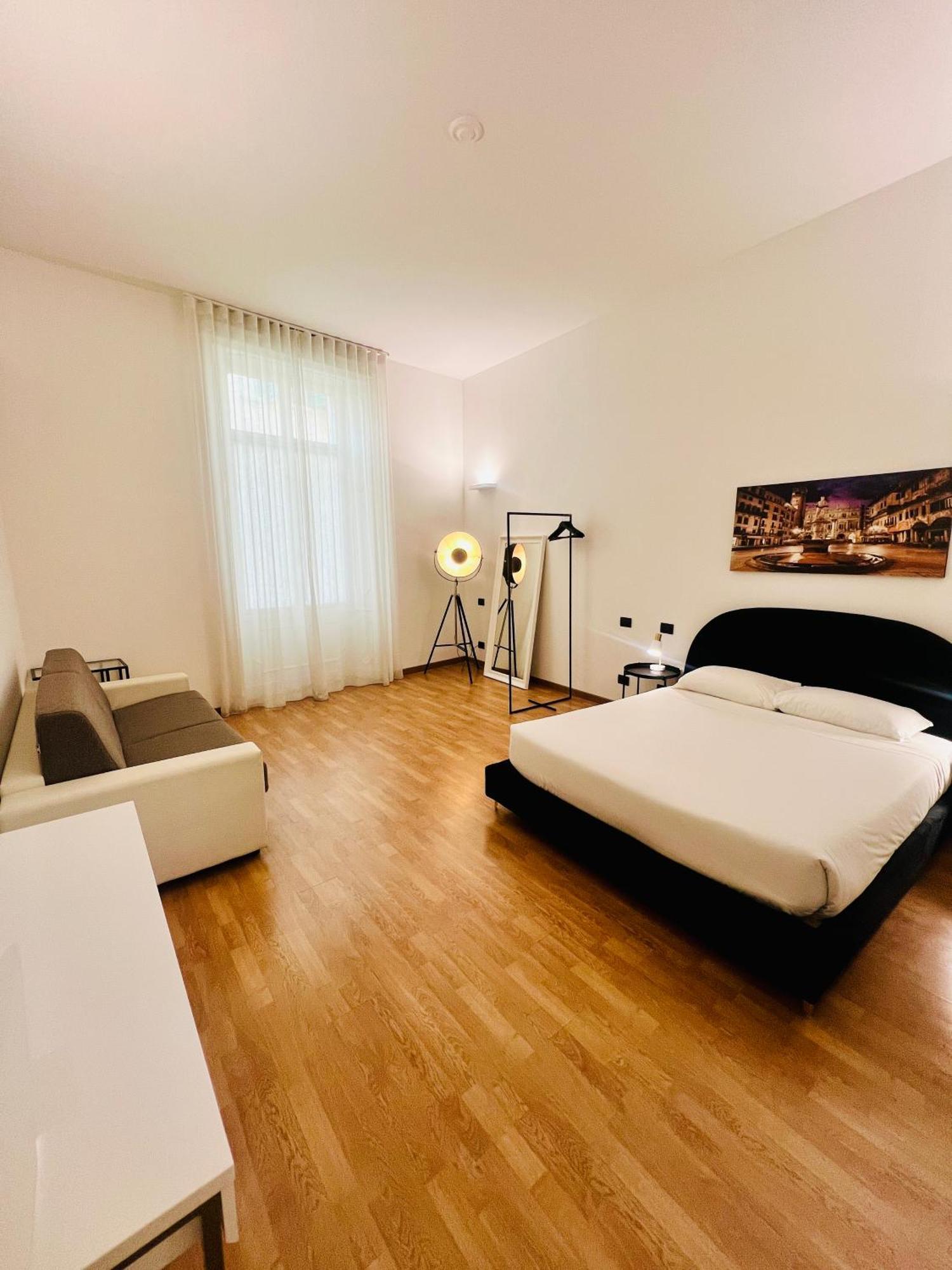 Room Verona Ai Conti Exteriör bild