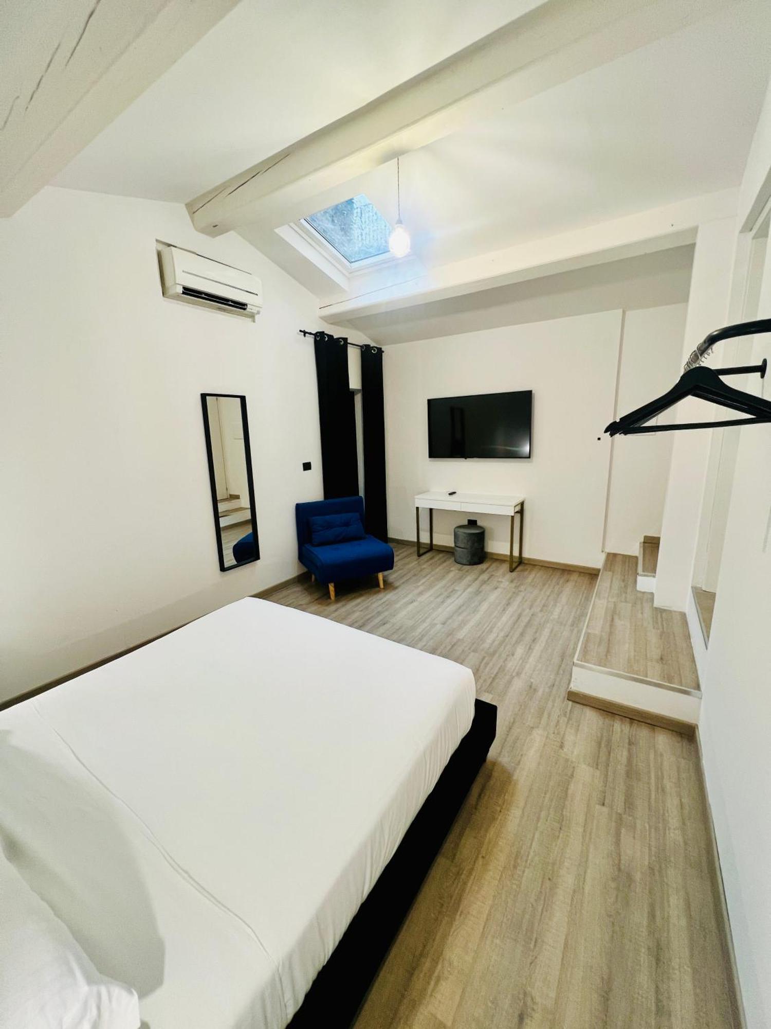 Room Verona Ai Conti Exteriör bild